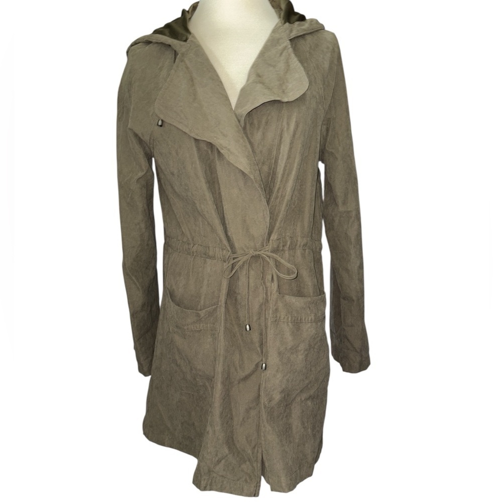 Be Cool jacket lightweight hooded w/drawstring long sleeves longer length Sz L